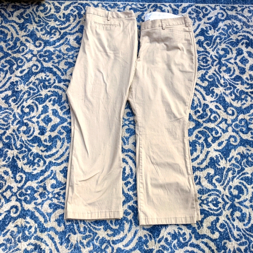 2 Lands' End Outfitter pants